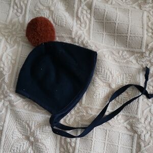 Briar. Navy Wool Bonnet